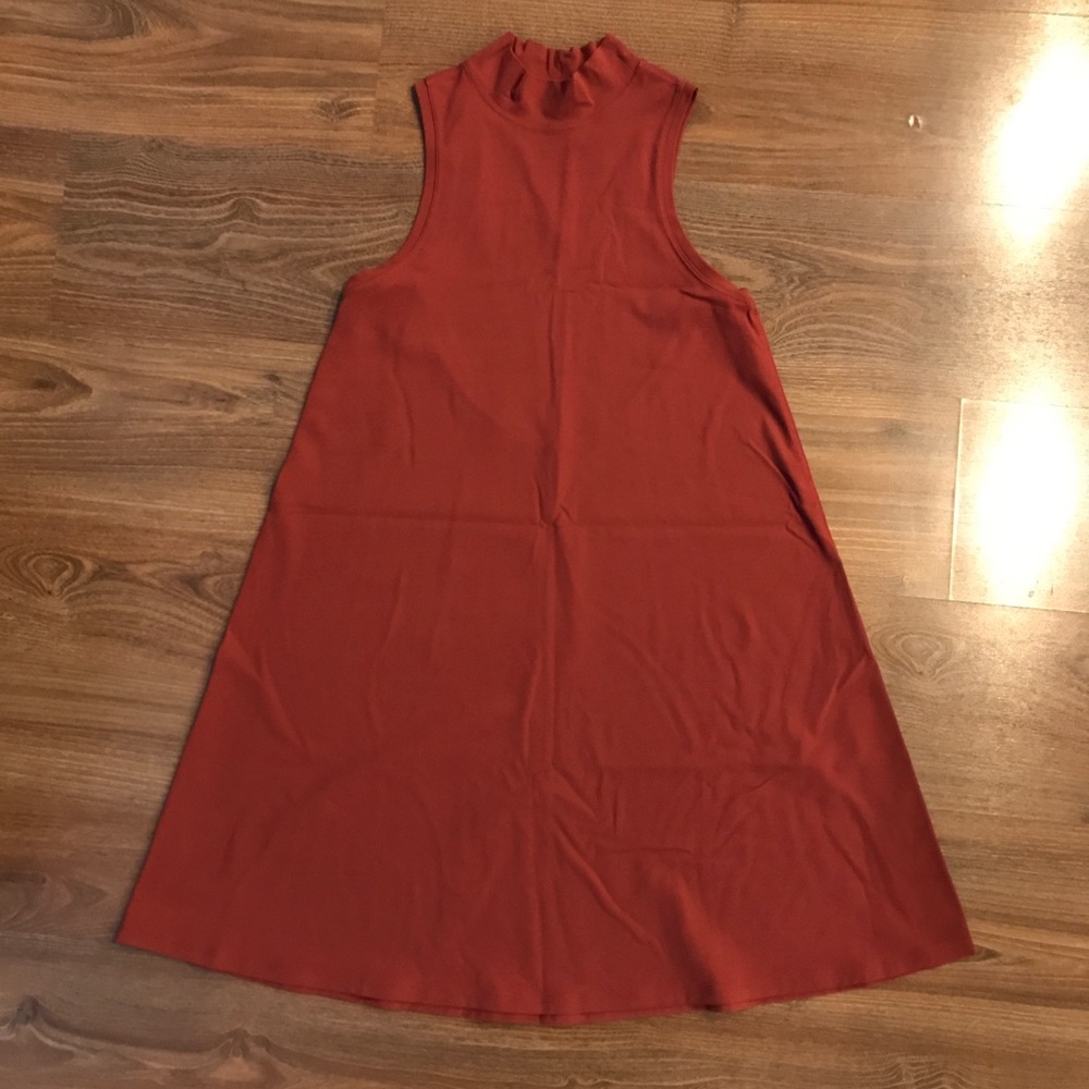 Lululemon Size 8 “all aligned” tank dress